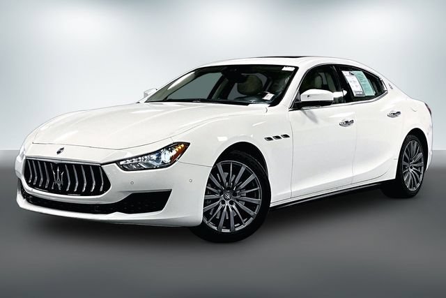 Used 2019 Maserati Ghibli RWD image 3