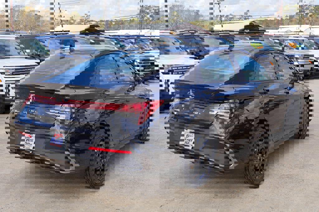 New 2026 Hyundai Elantra Sport image 23