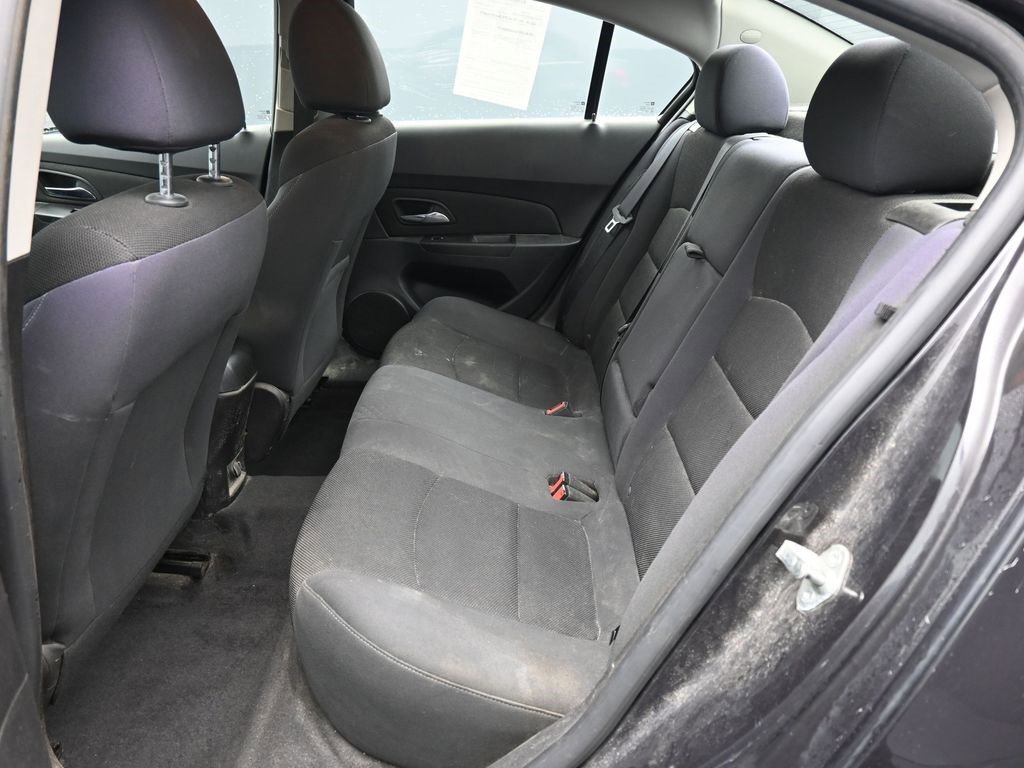Used 2015 Chevrolet Cruze LT image 33