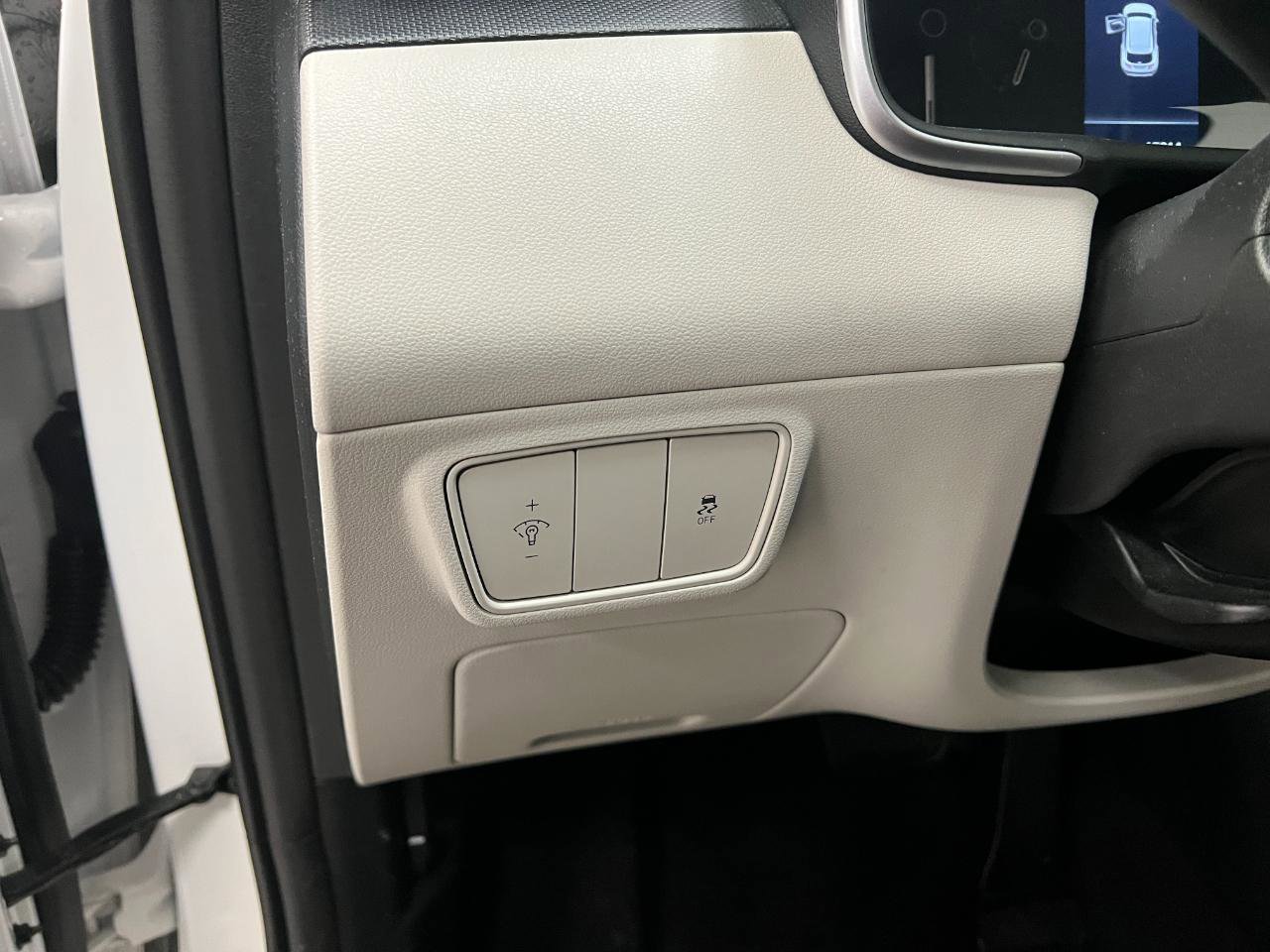 Used 2024 Hyundai Tucson SE image 33