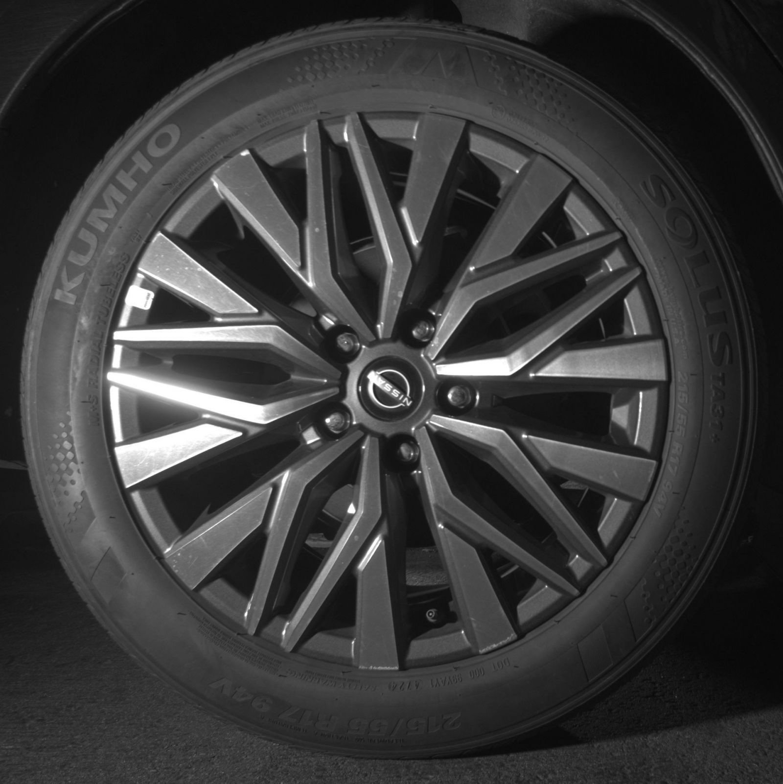 Used 2025 Nissan Altima 2.5 SV FWD image 17