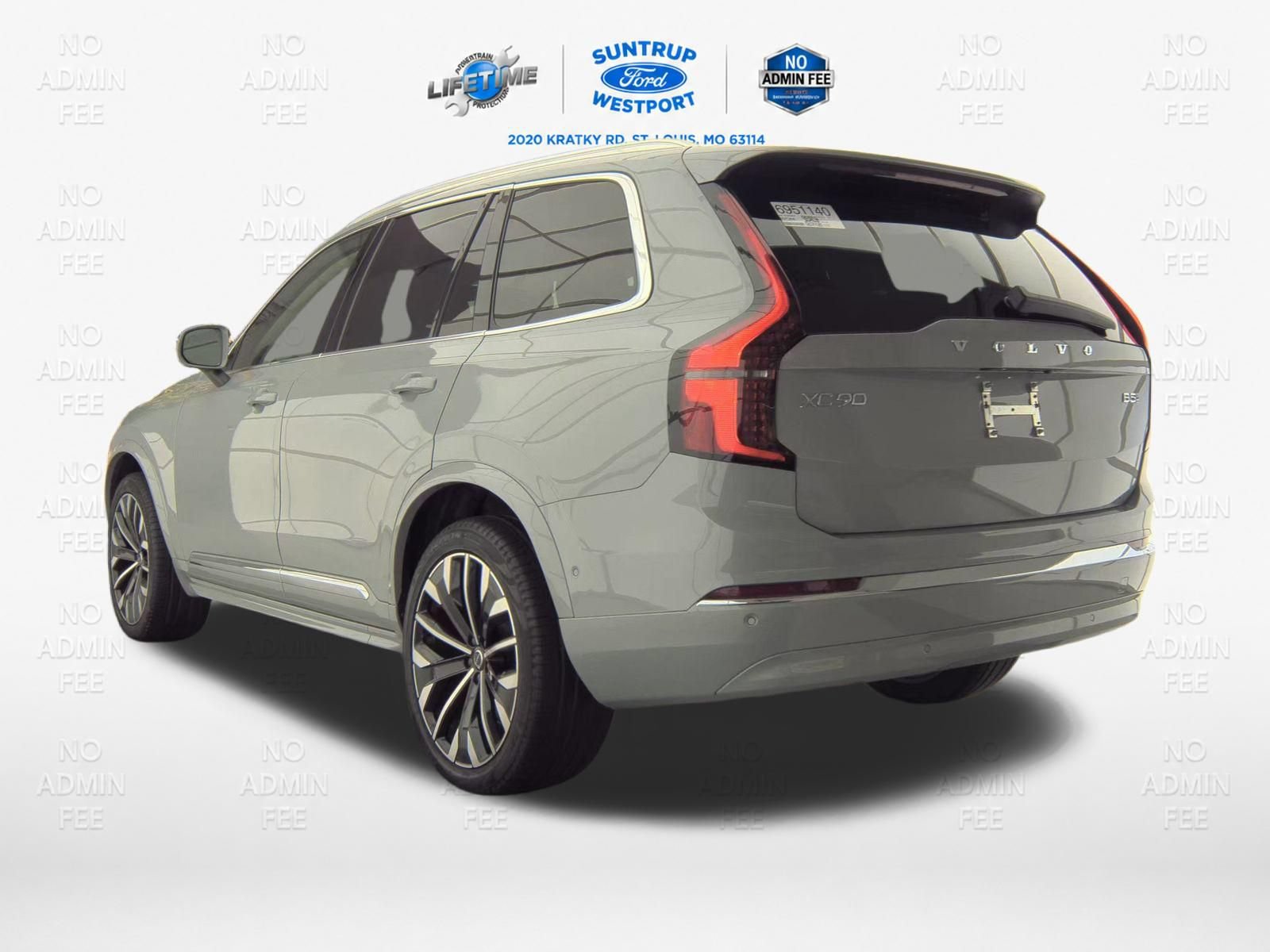 Used 2025 Volvo XC90 B5 Plus AWD/4WD image 38
