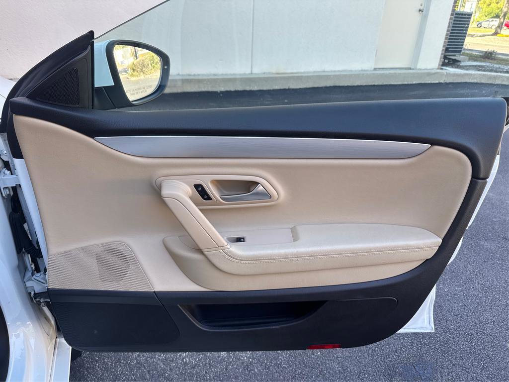 Used 2016 Volkswagen CC Sport image 19