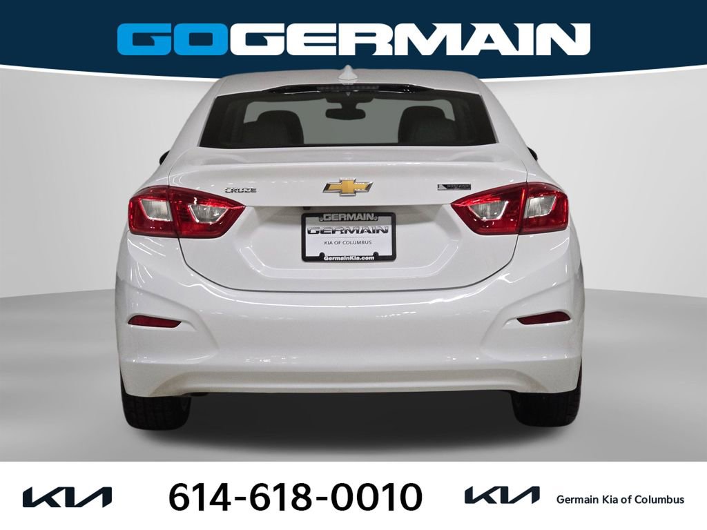 Used 2017 Chevrolet Cruze Premier image 9