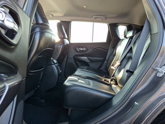 Used 2020 Jeep Cherokee Latitude Lux w/ Quick Order Package 26H Lux AWD/4WD image 13