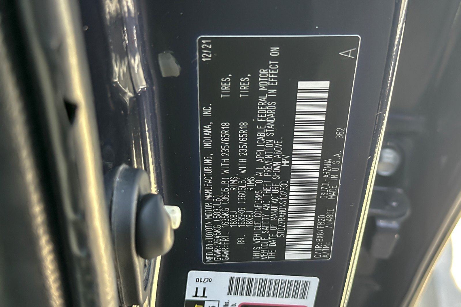 Used 2022 Toyota Highlander LE FWD image 28
