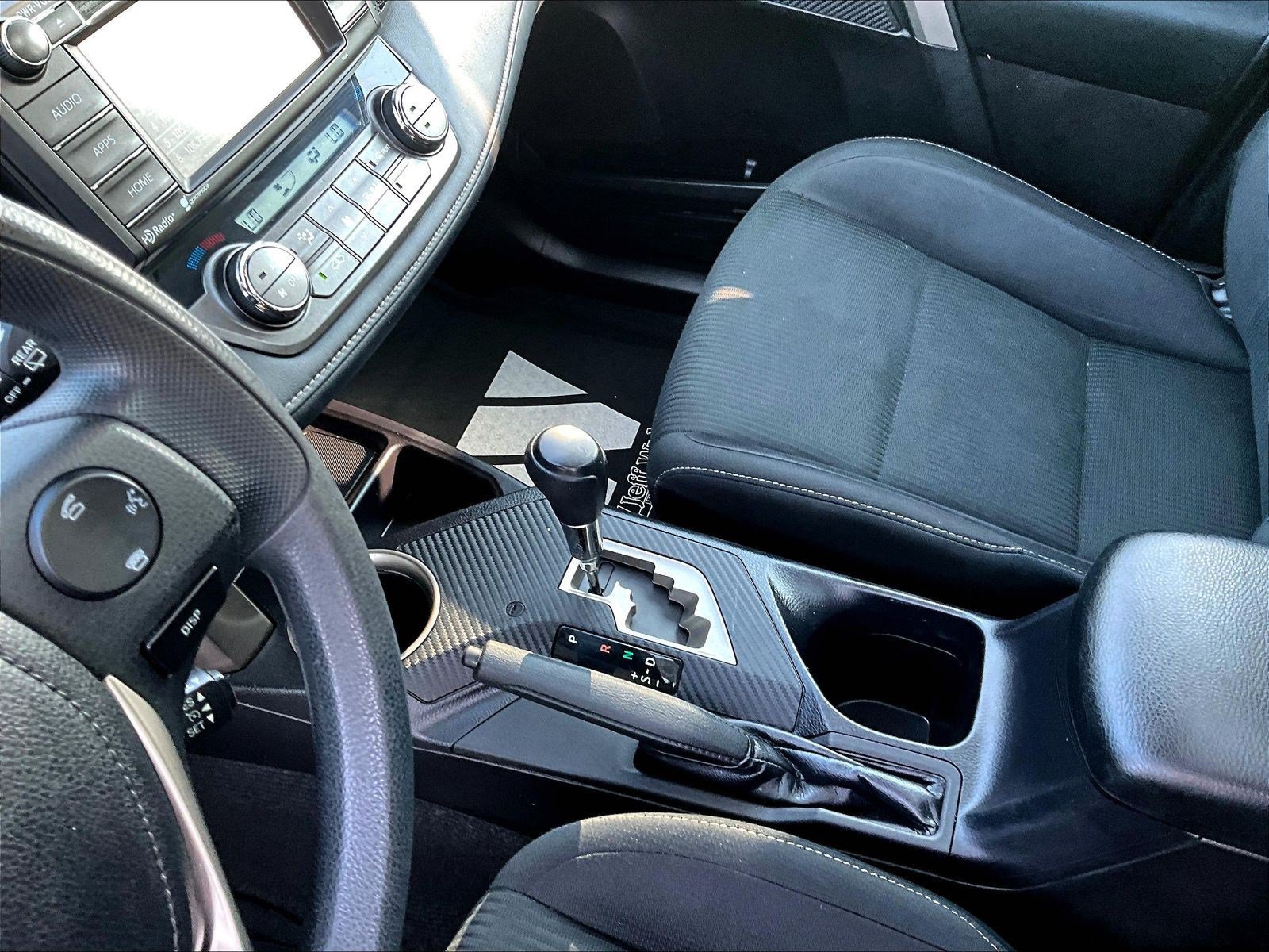 Used 2015 Toyota RAV4 XLE AWD/4WD image 17