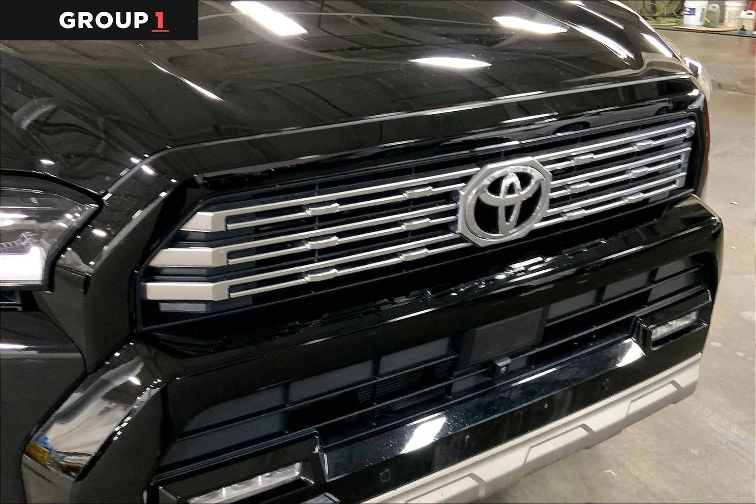 Used 2025 Toyota 4Runner Limited AWD/4WD image 30