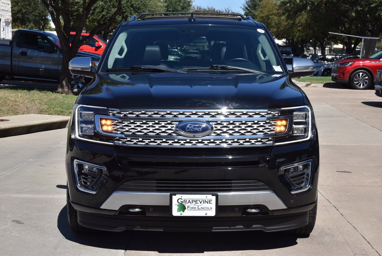 Used 2018 Ford Expedition Platinum AWD/4WD image 3