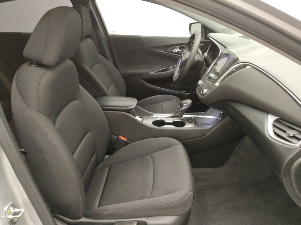 Used 2022 Chevrolet Malibu LT FWD image 21