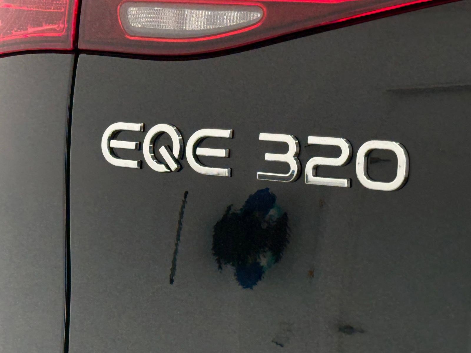 New 2026 Mercedes-Benz EQE 320 4MATIC SUV image 21