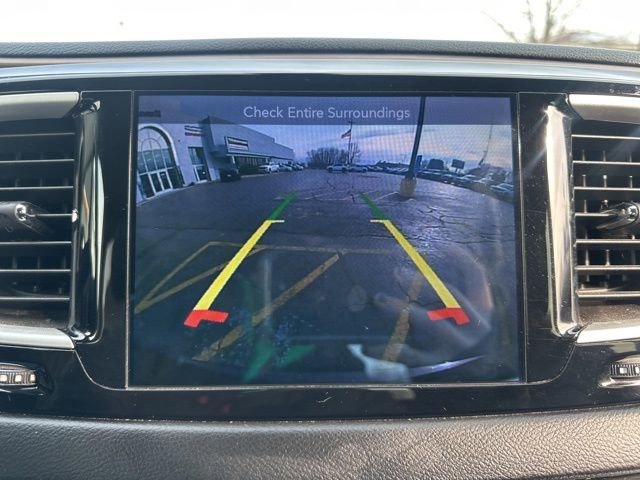 Certified 2017 Chrysler Pacifica Touring-L image 47