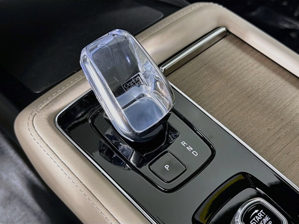 New 2026 Volvo XC90 B6 Core AWD/4WD image 17