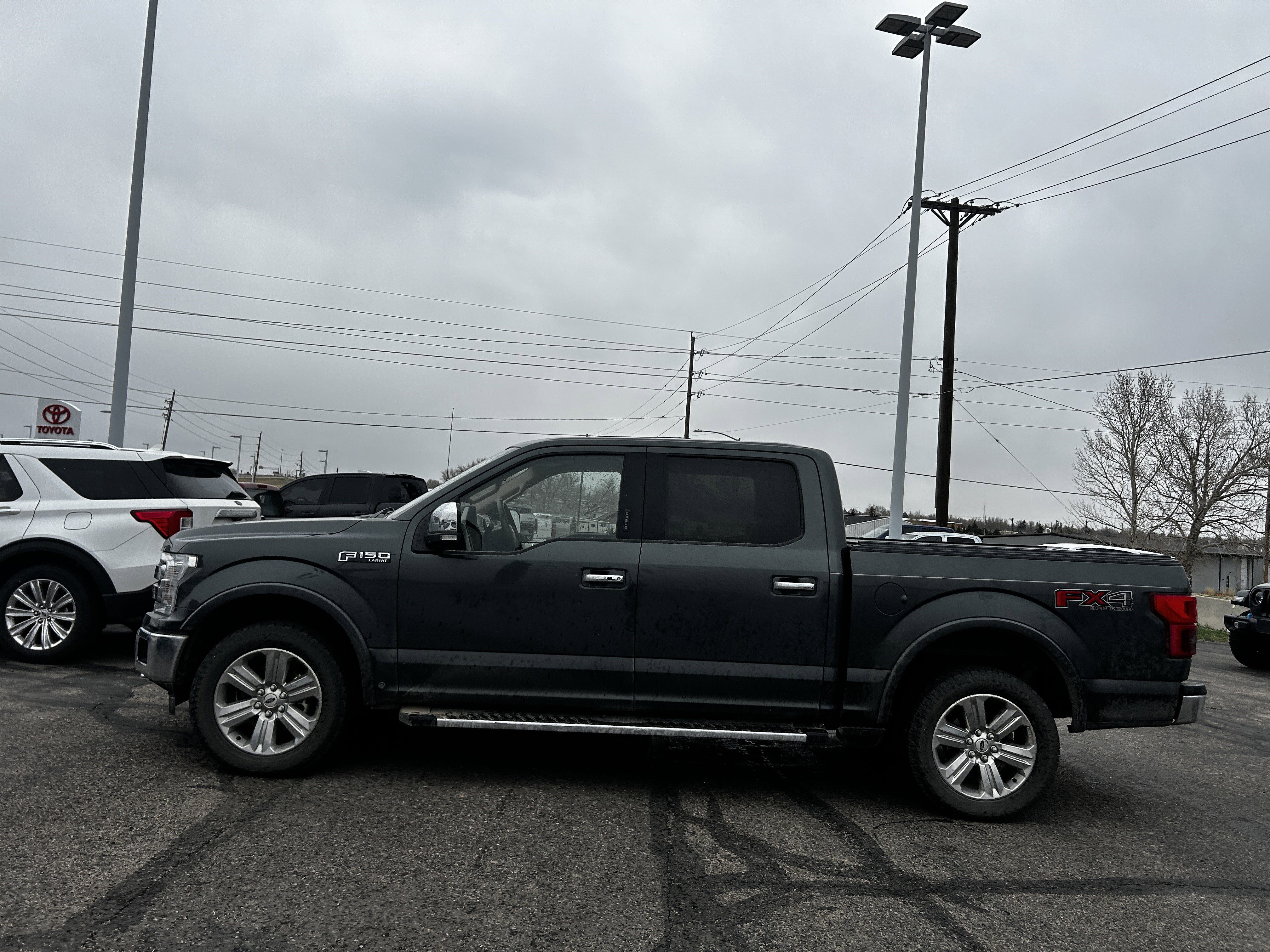 Used 2018 Ford F150 Lariat w/ Equipment Group 502A Luxury AWD/4WD image 2