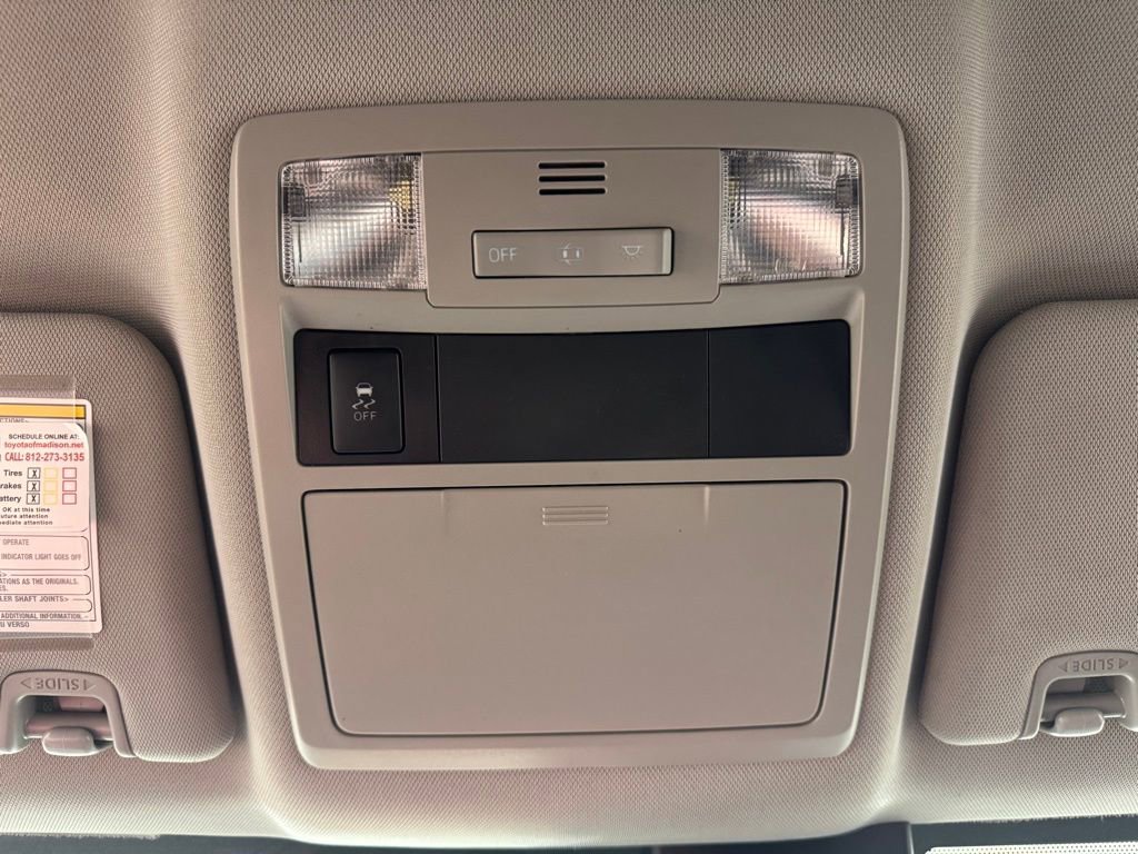 Used 2019 Toyota Tacoma SR w/ SR Convenience Package AWD/4WD image 38