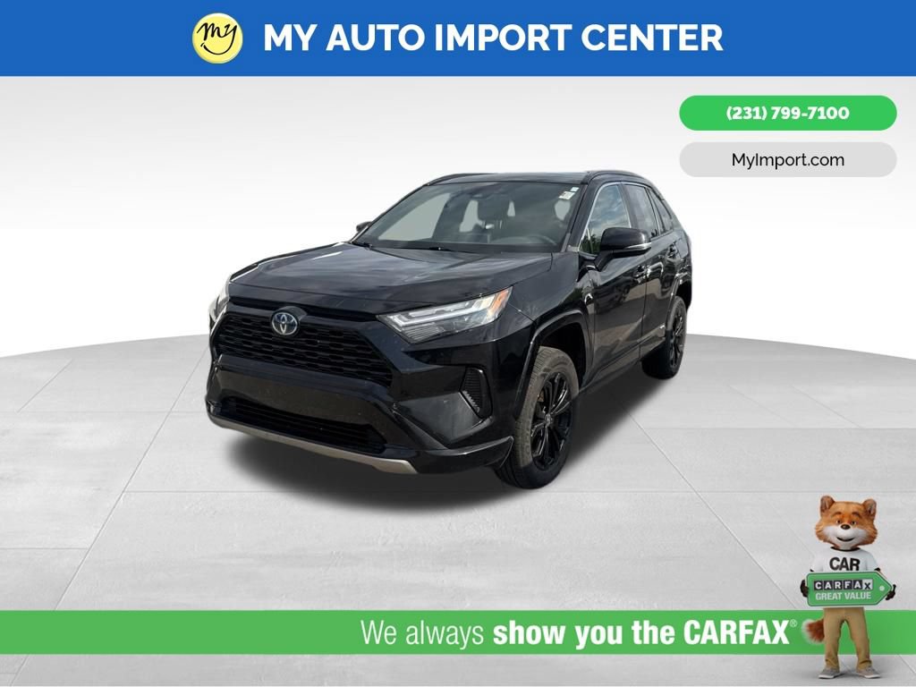 Used 2022 Toyota RAV4 SE w/ Convenience Package AWD/4WD image 3