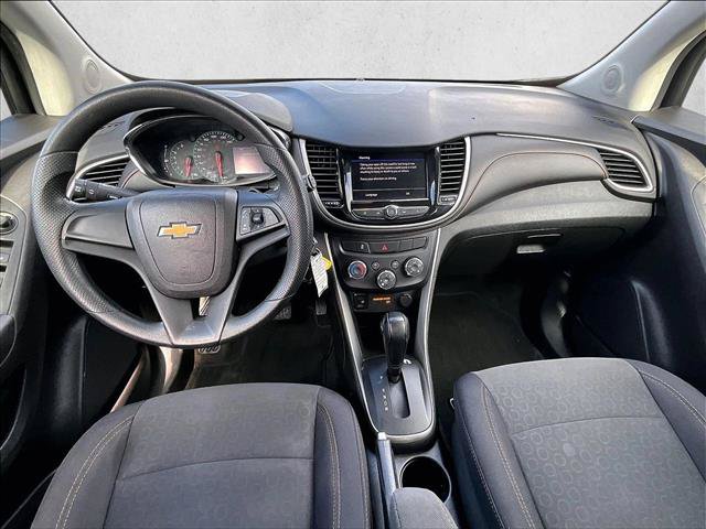 Used 2020 Chevrolet Trax LS FWD image 16