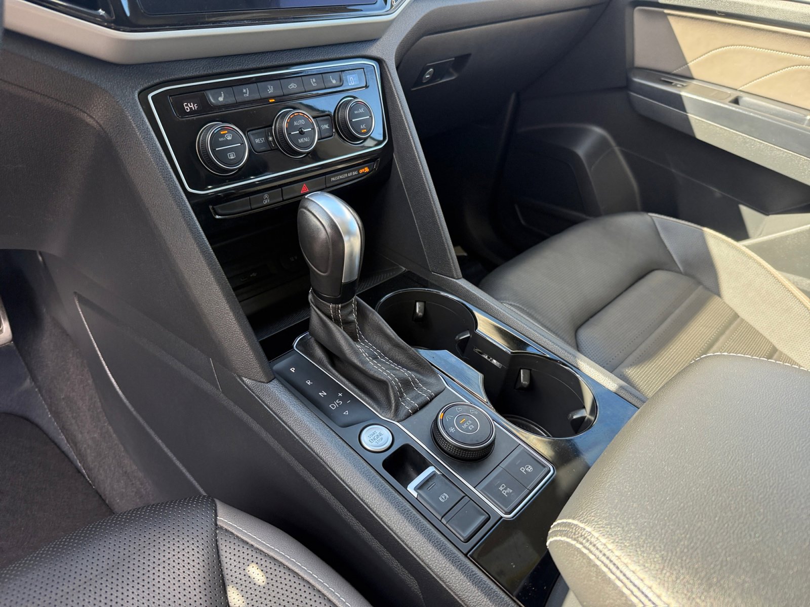 Certified 2021 Volkswagen Atlas SEL Premium image 13