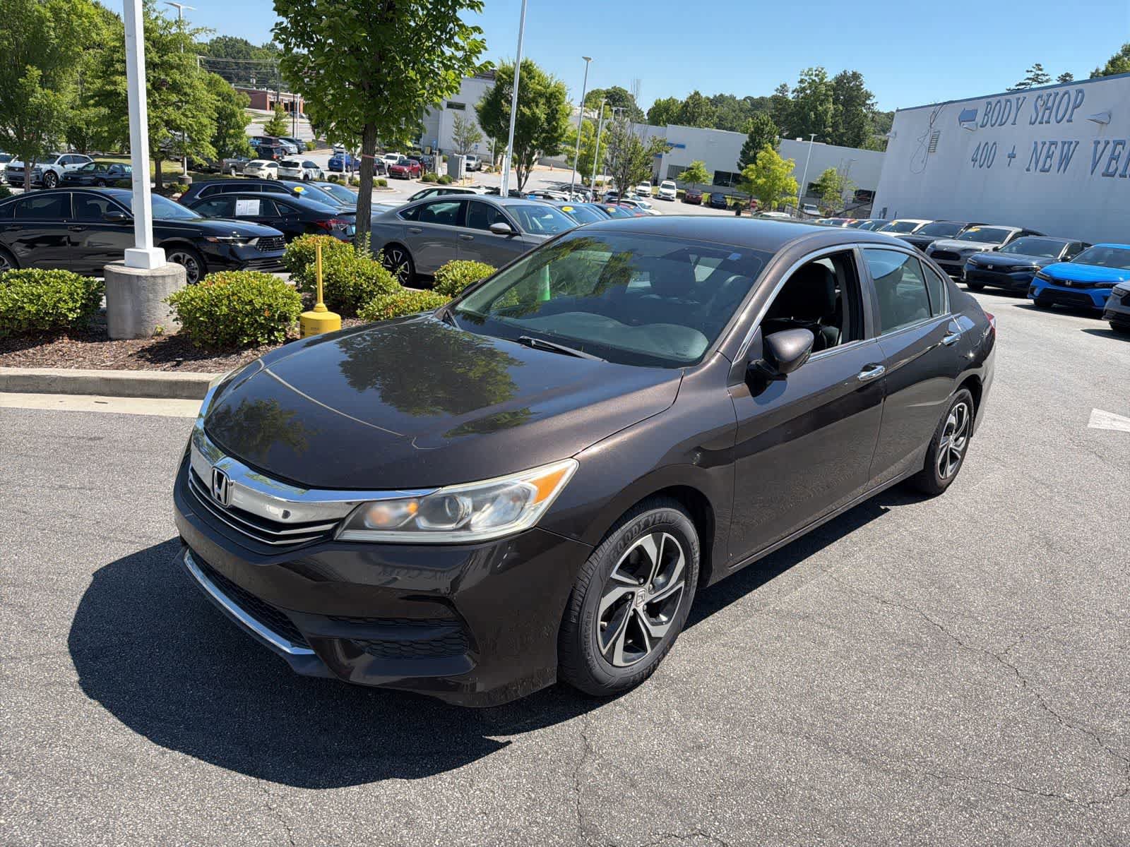 Used 2017 Honda Accord LX image 3