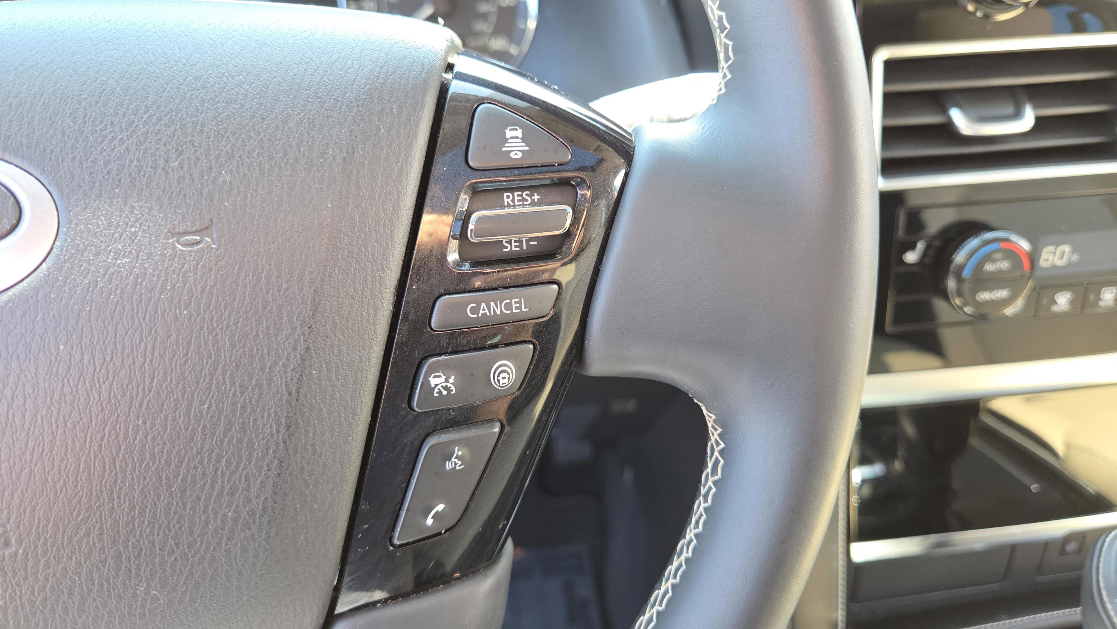 Used 2023 INFINITI QX80 Premium Select w/ Cargo Package image 13