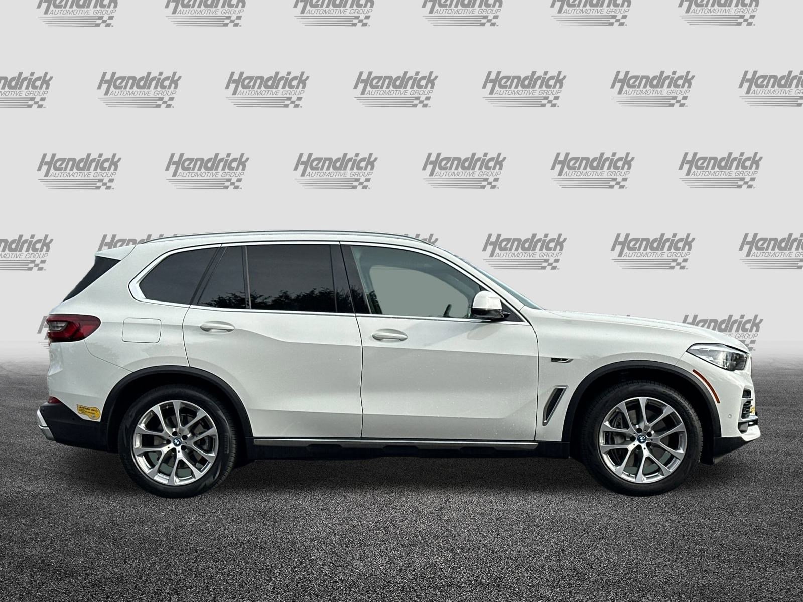 Certified 2022 BMW X5 xDrive45e w/ Climate Comfort Package image 3