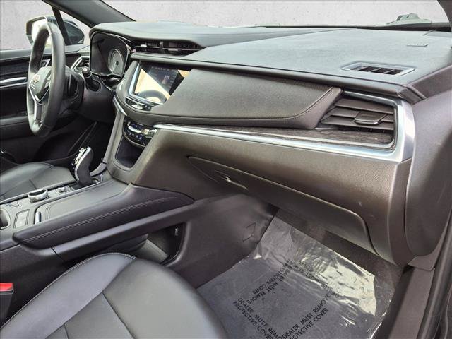 Used 2022 Cadillac XT5 Premium Luxury w/ Technology Package FWD image 21