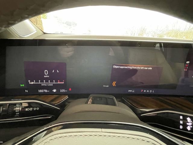 Used 2025 Cadillac Escalade Sport Platinum image 24