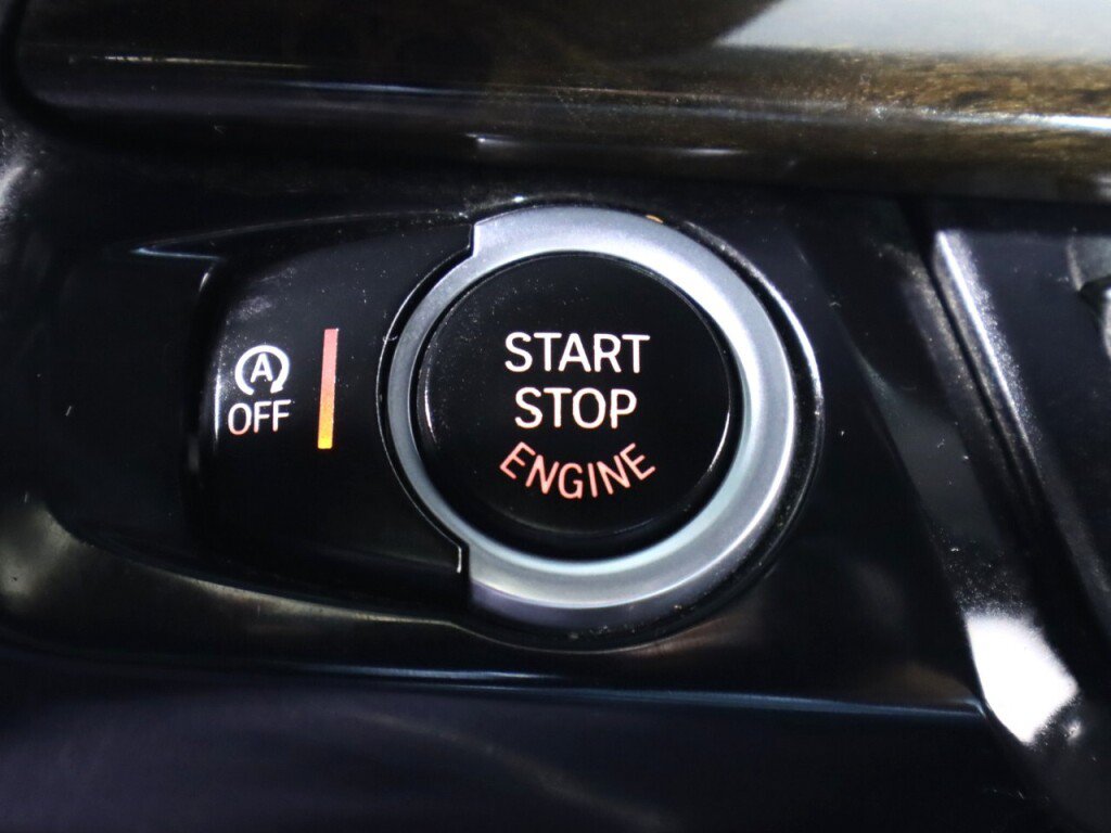 Used 2018 BMW X5 xDrive35i w/ M Sport Package AWD/4WD image 22