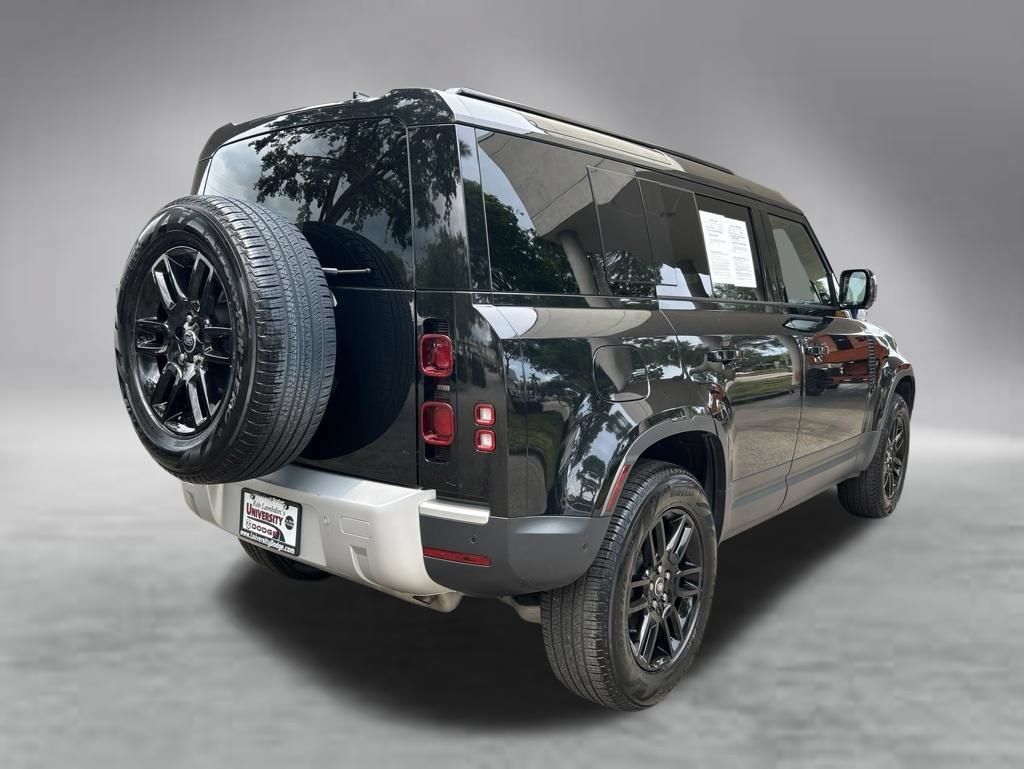 Used 2025 Land Rover Defender 110 S AWD/4WD image 3