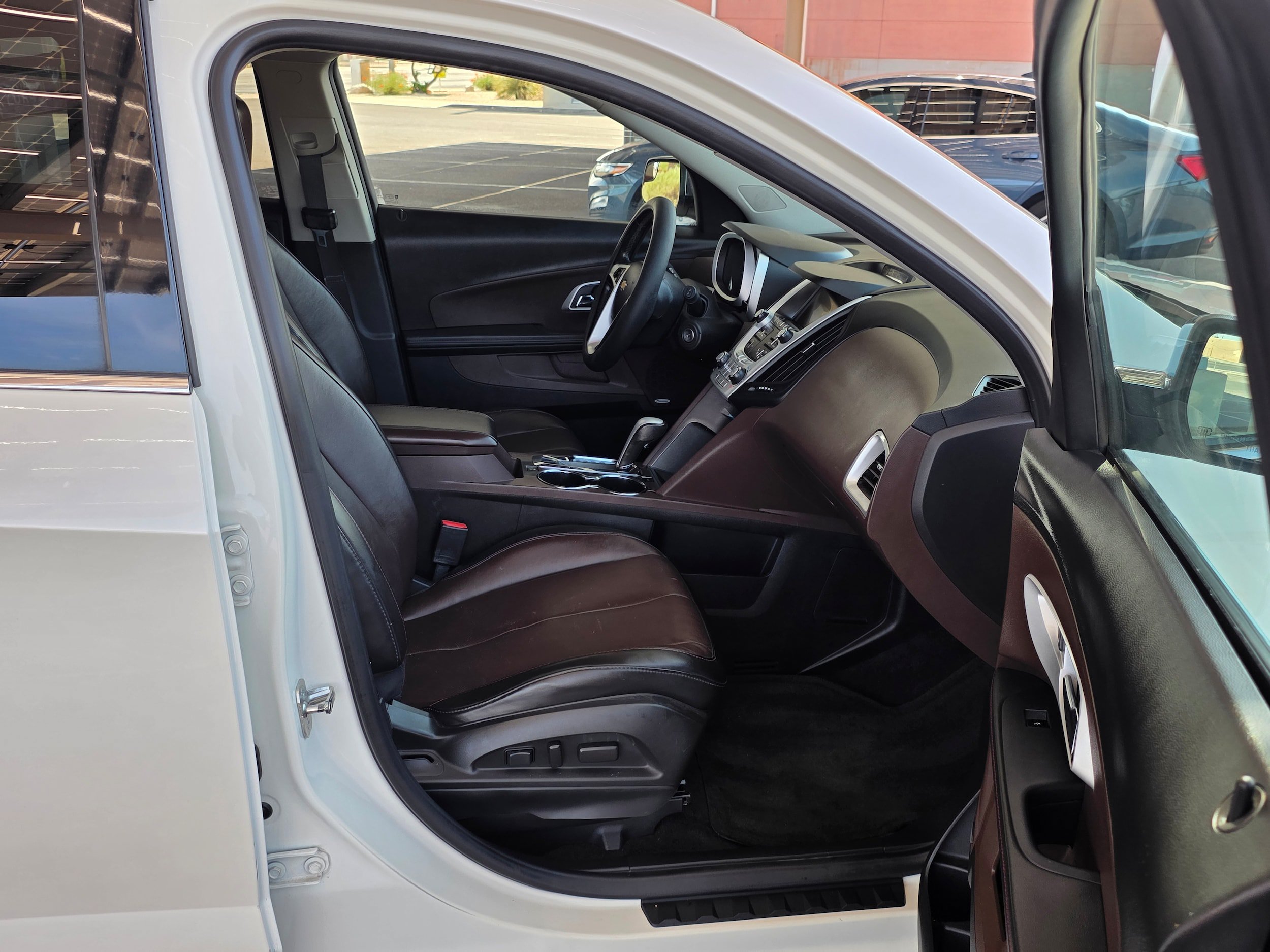Used 2013 Chevrolet Equinox LTZ FWD image 24