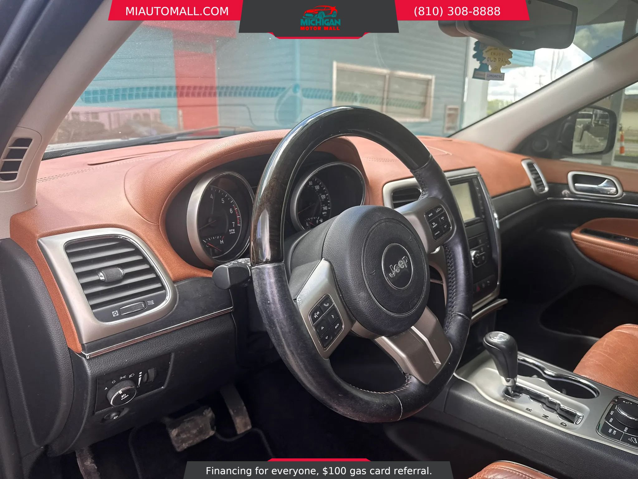 Used 2012 Jeep Grand Cherokee Overland Summit AWD/4WD image 8