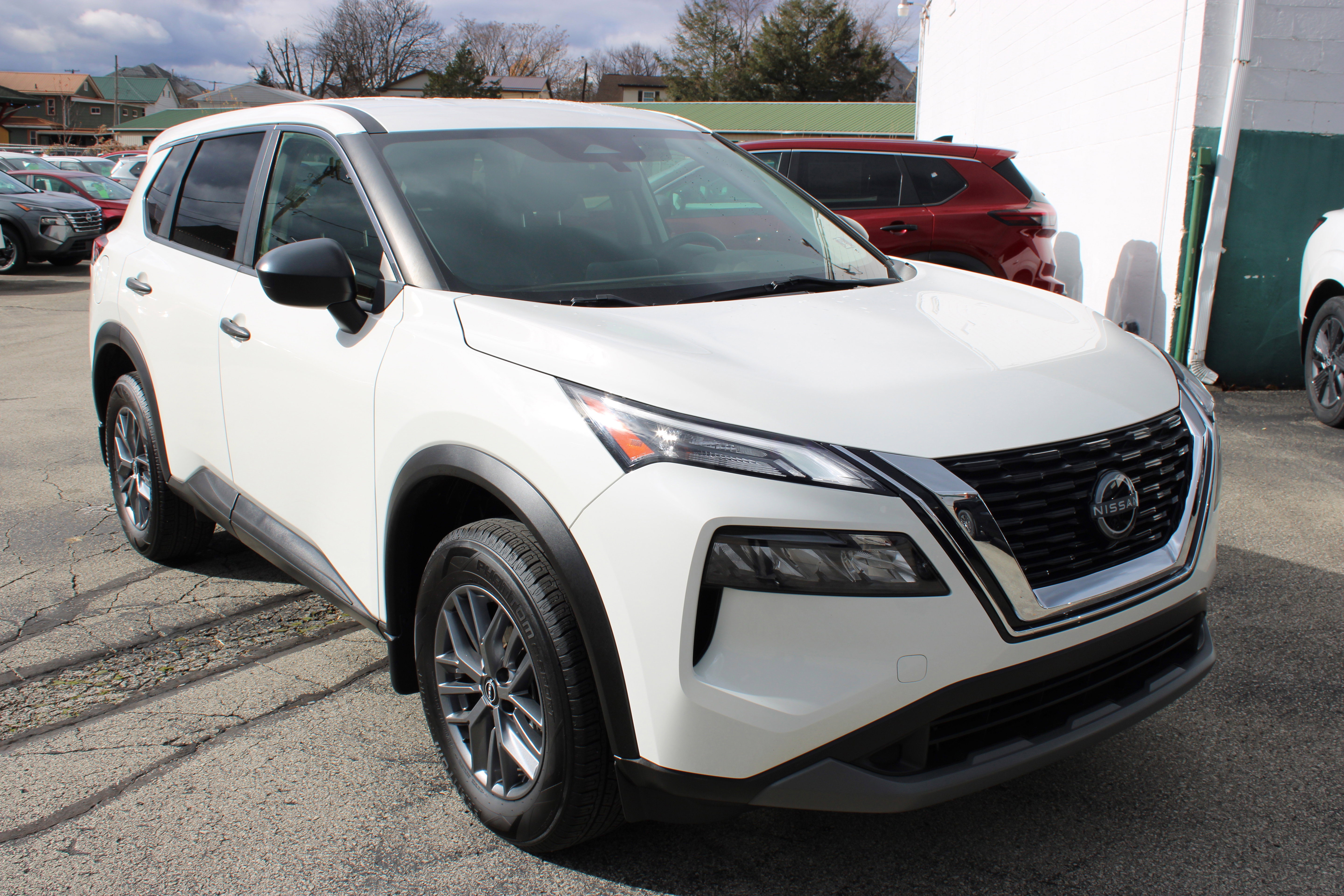 Certified 2023 Nissan Rogue S image 9