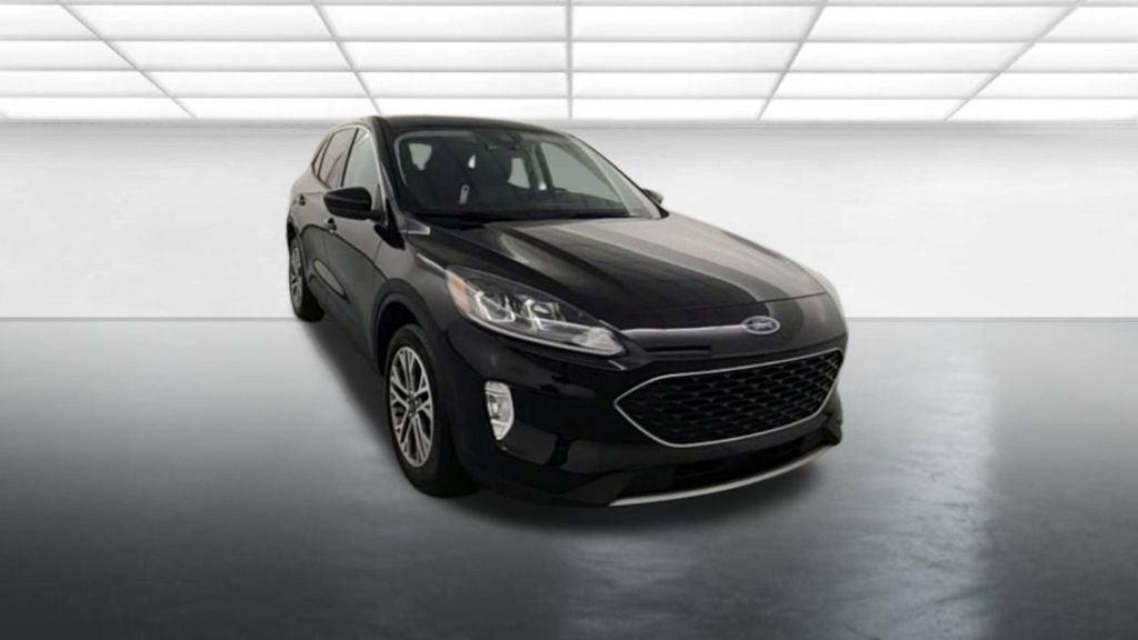 Used 2022 Ford Escape SEL image 2