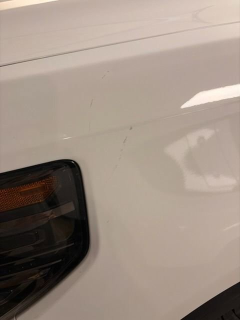 Used 2022 GMC Sierra 1500 AT4 w/ AT4 Premium Package image 6