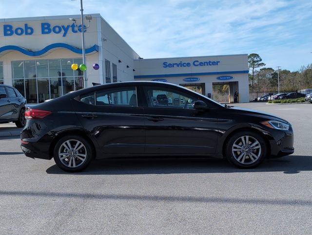 Used 2018 Hyundai Elantra SEL image 2