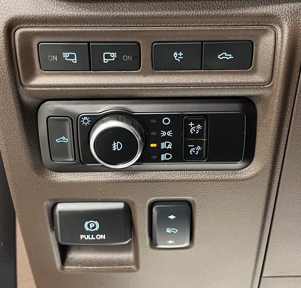 Used 2024 Ford F150 King Ranch w/ FX4 Off-Road Package AWD/4WD image 32