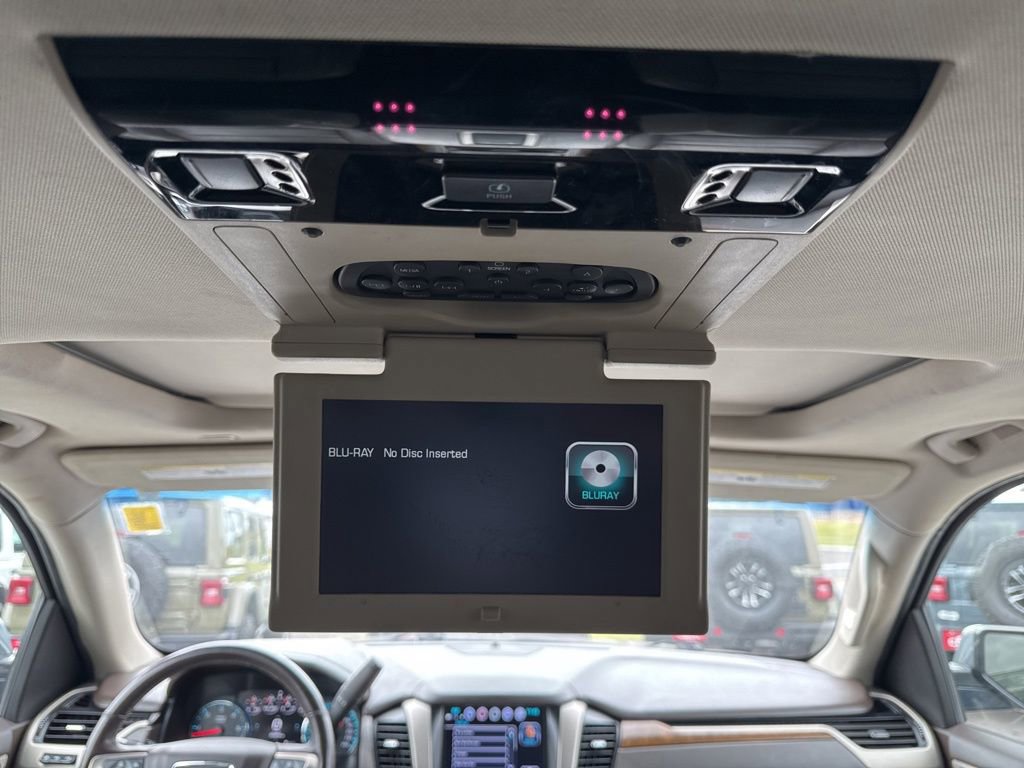 Used 2020 GMC Yukon XL Denali w/ Denali Ultimate Package image 29