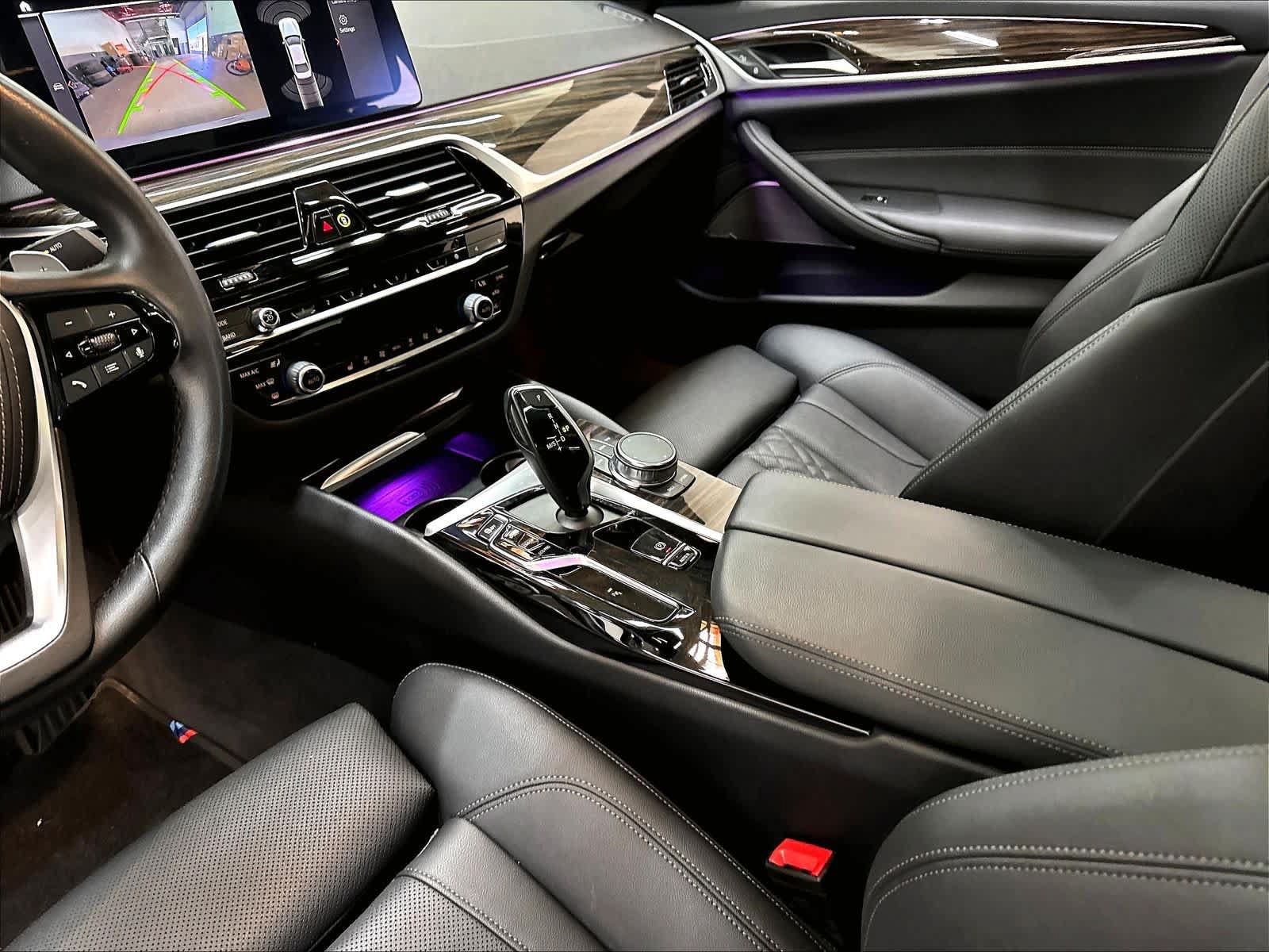 Used 2023 BMW 530i w/ Premium Package RWD image 19