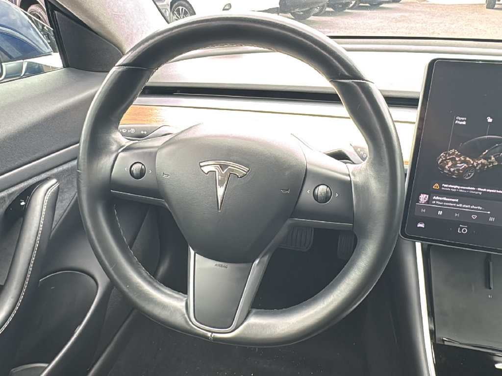 Used 2017 Tesla Model 3 Long Range RWD image 19