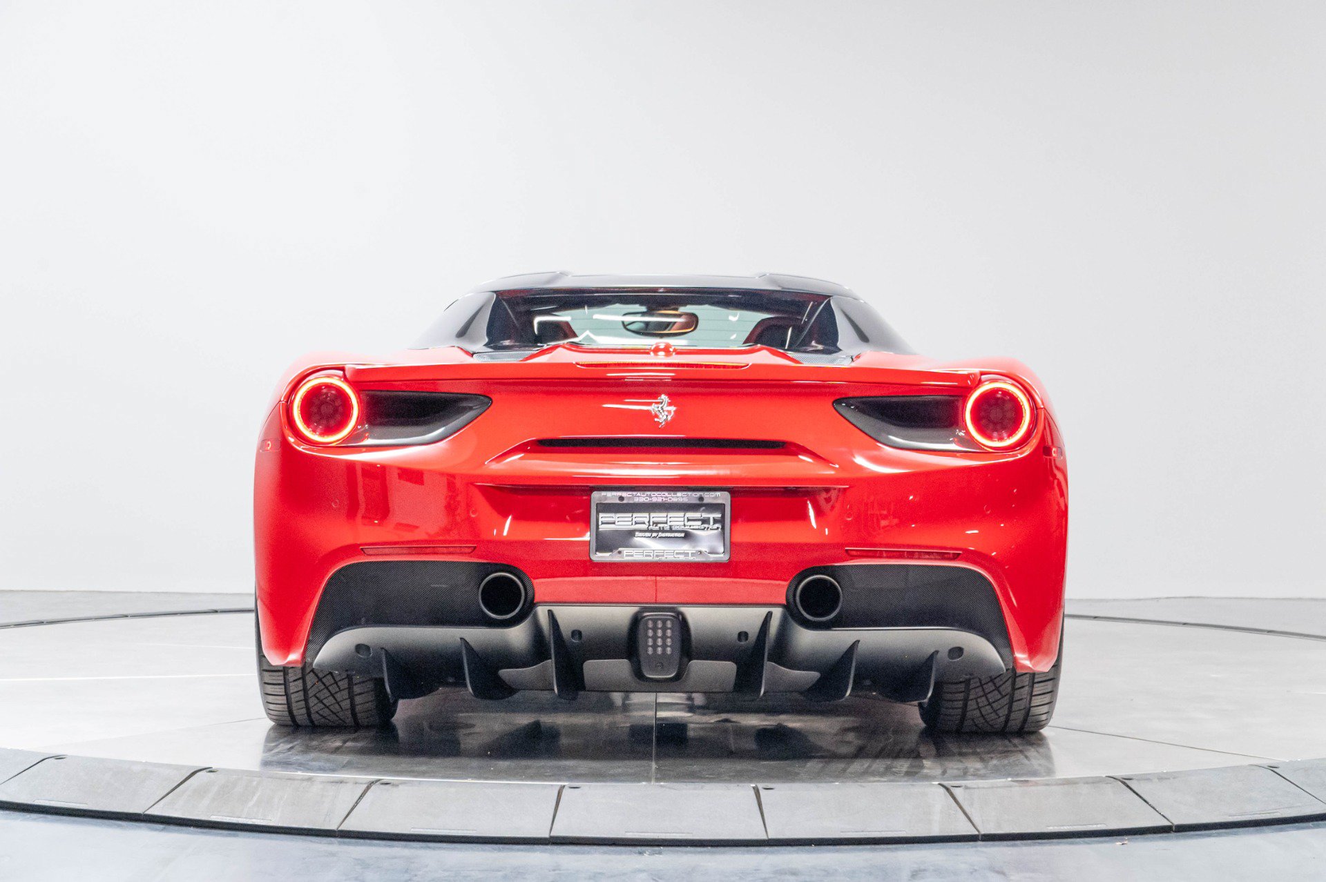 Used 2018 Ferrari 488 Spider RWD image 56