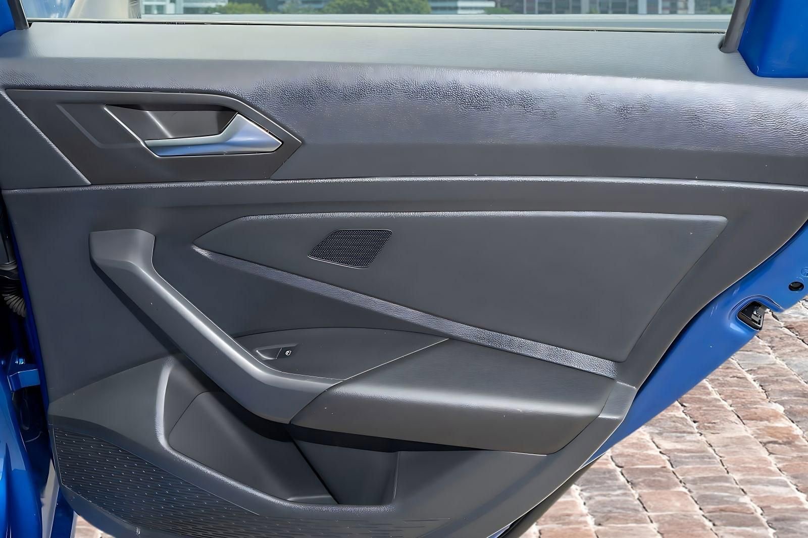 Used 2022 Volkswagen Jetta Sport image 12