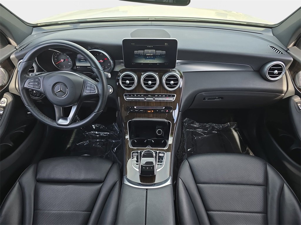 Used 2017 Mercedes-Benz GLC 300 4MATIC image 10