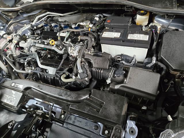 Used 2022 Toyota Corolla Cross XLE w/ Convenience Package AWD/4WD image 26