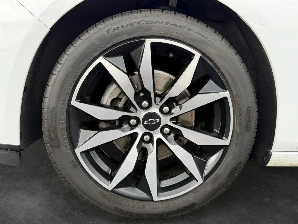 Used 2022 Chevrolet Malibu RS FWD image 5