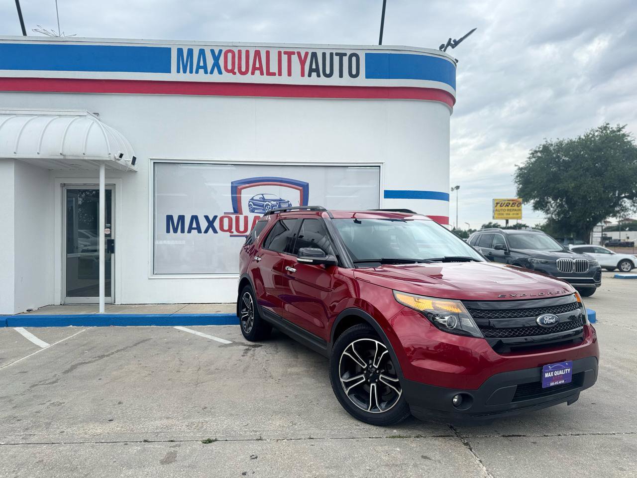 Used 2014 Ford Explorer Sport w/ Equipment Group 401A AWD/4WD image 17