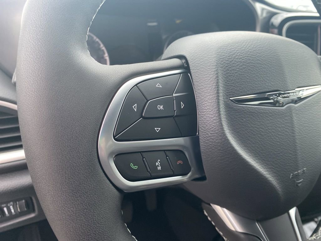 New 2026 Chrysler Voyager LX image 28