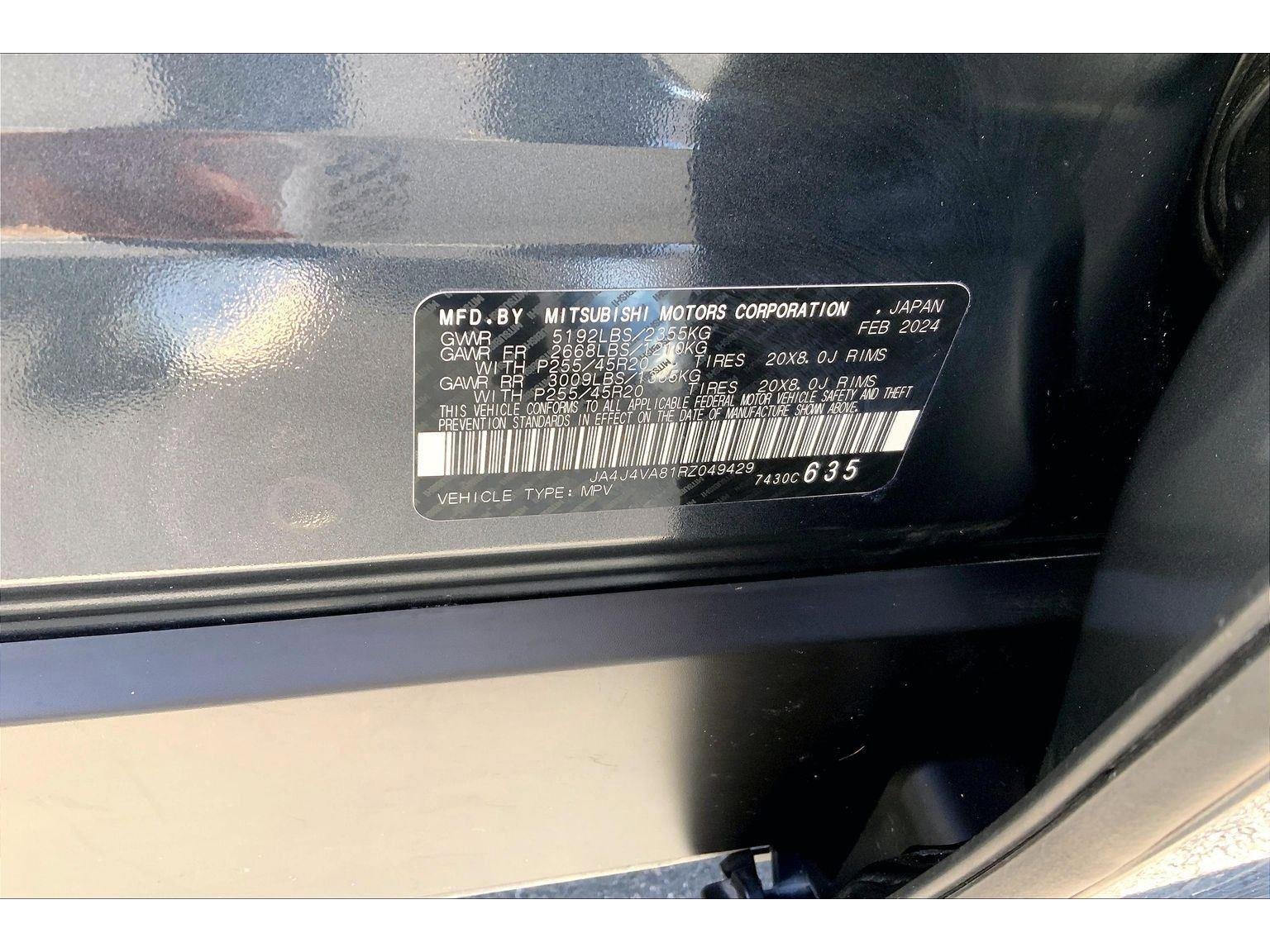 Used 2024 Mitsubishi Outlander SE image 32