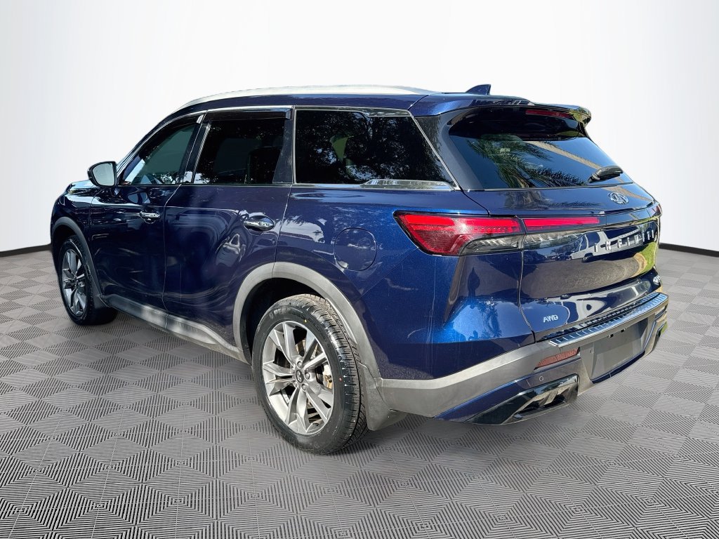 Certified 2023 INFINITI QX60 Luxe w/ Vision Package AWD/4WD image 8