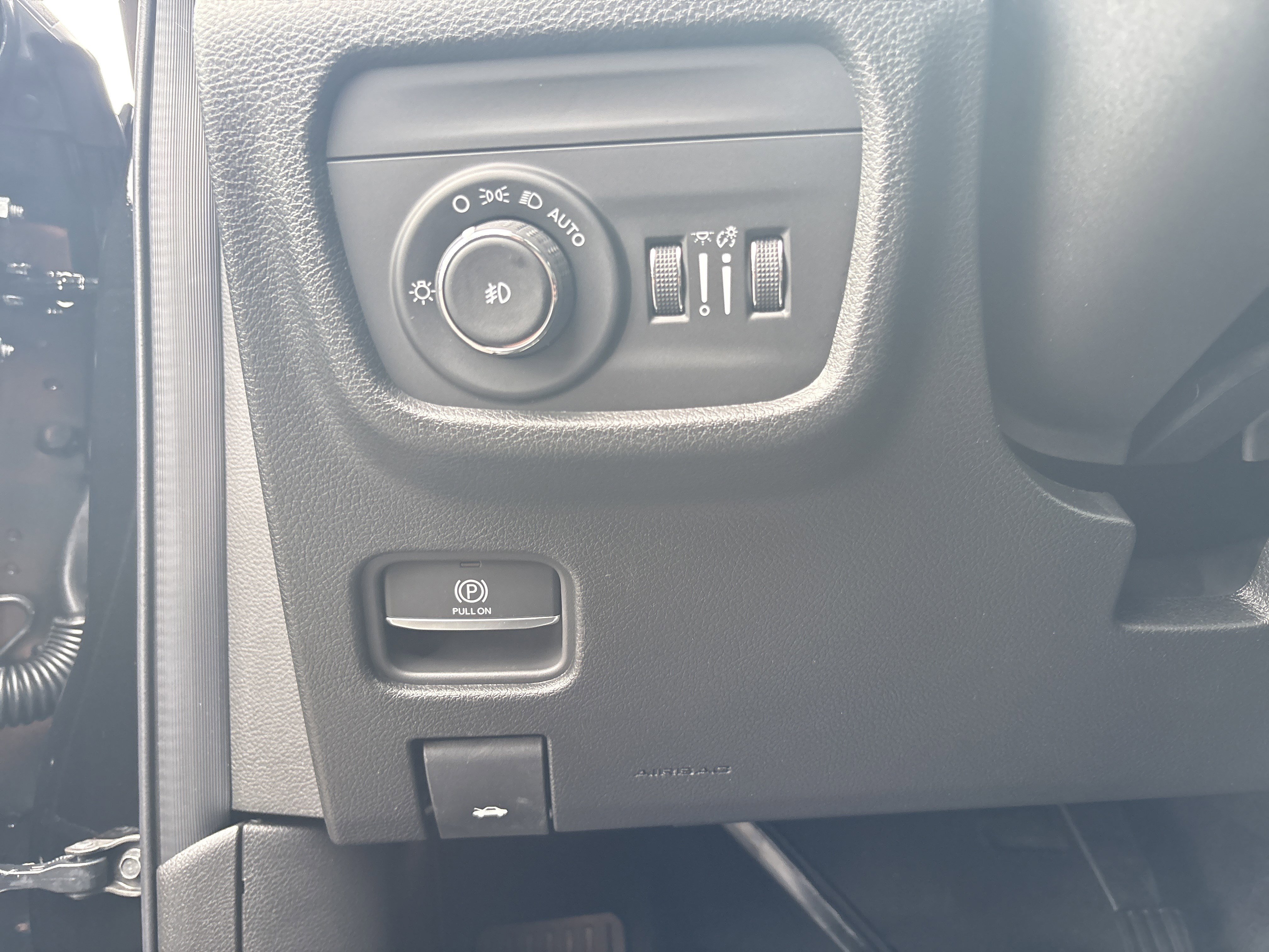 New 2025 Jeep Grand Cherokee L Limited w/ Black Appearance Package image 22