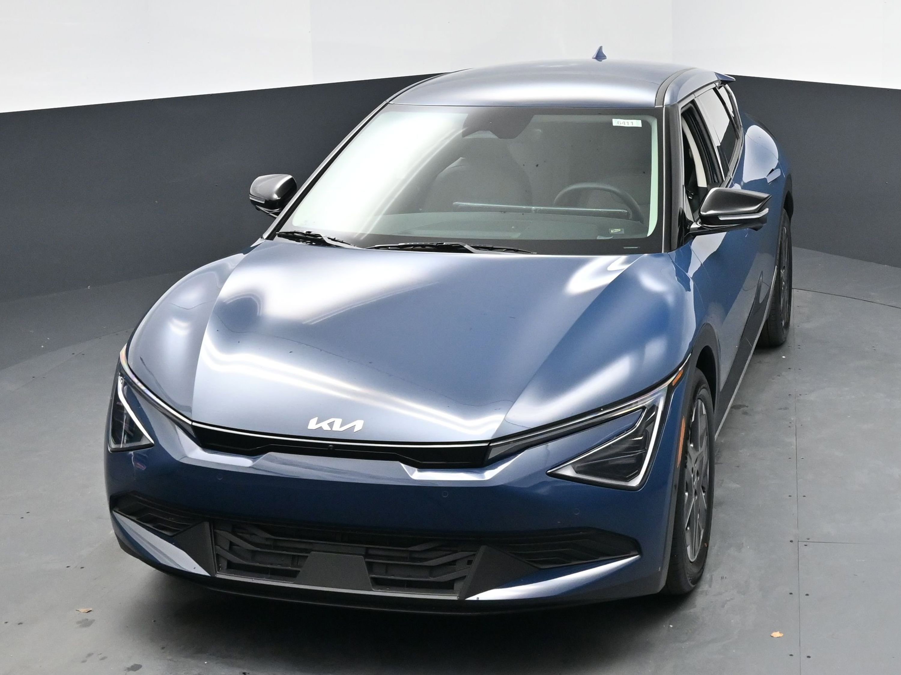 New 2025 Kia EV6 Light w/ Light LR Technology Package image 9